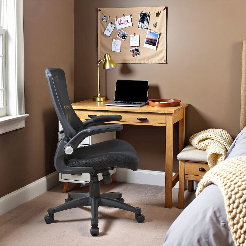 High-Back Office Chair β Black Mesh Desk Chair With Flip-Up Armrests