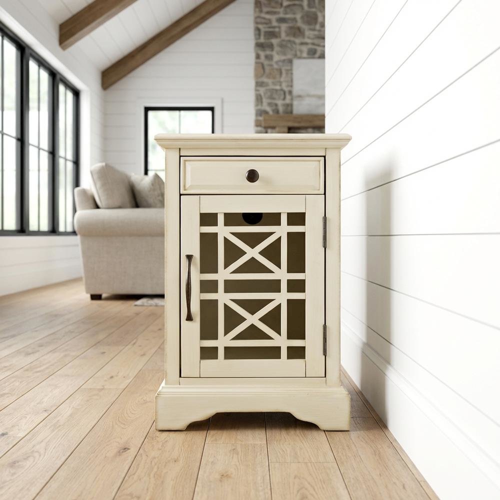 Power Chairside End Table with Outlet, Traditional Accent Table for Living Room
