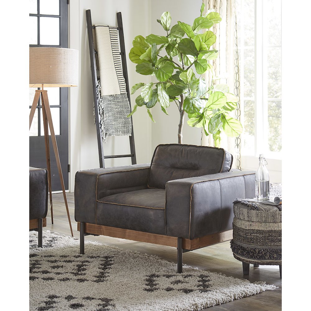 Chiavari Antique Ebony Leather Armchair