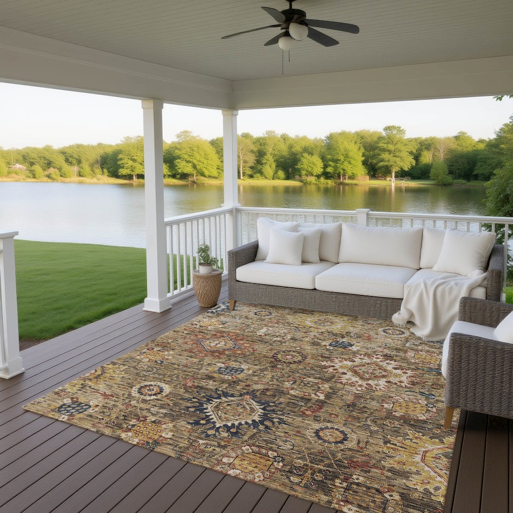 Indoor/Outdoor Silk Road Clove 3' x 5' Rug
