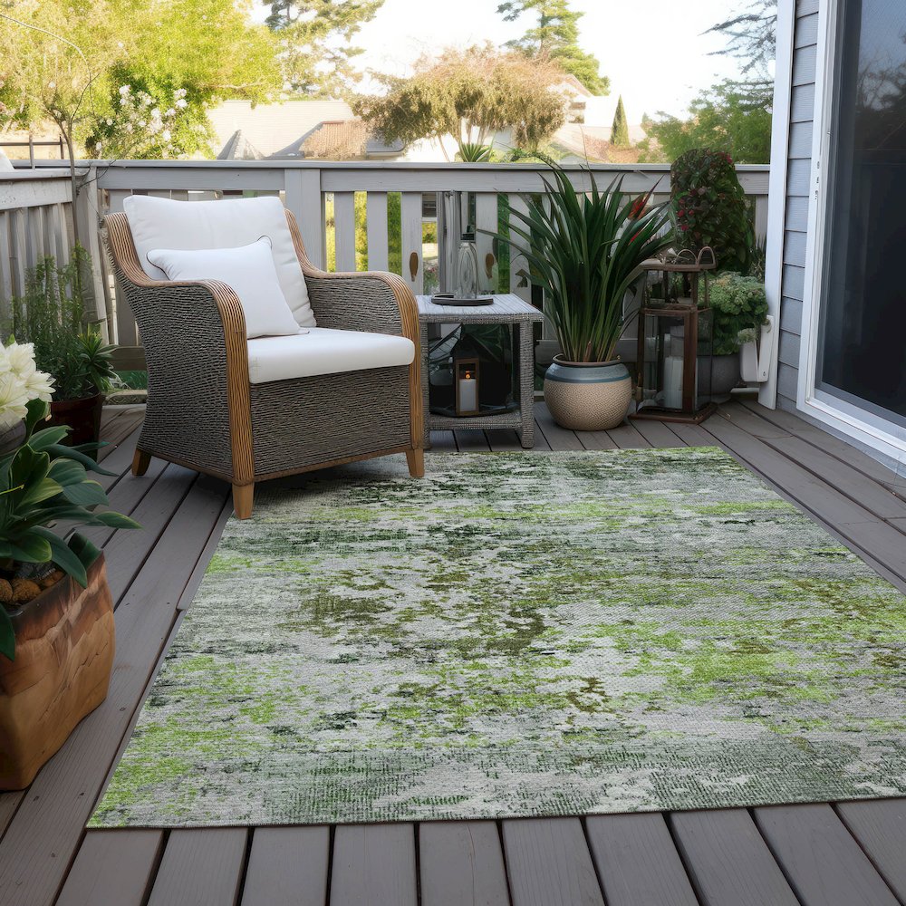 Machine Washable Indoor/Outdoor Chantille Aloe 8' x 10' Rug