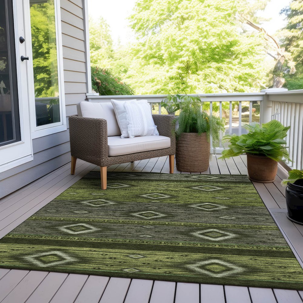 Machine Washable Indoor/Outdoor Chantille Aloe 8' x 10' Rug