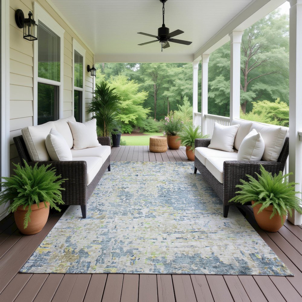 Luxury Washable Indoor/Outdoor Kochi Blue 8' x 10' Rug
