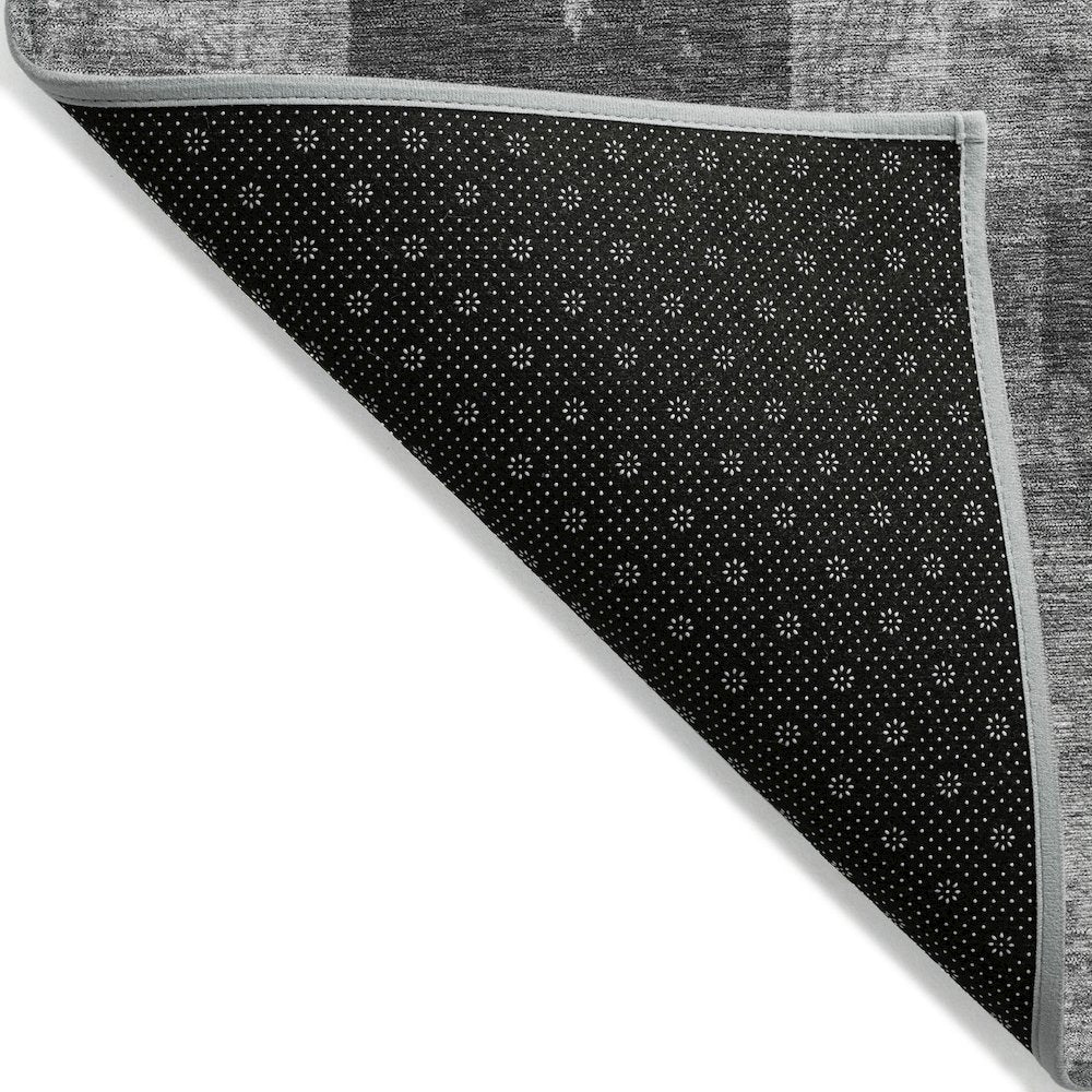 Machine Washable Indoor/Outdoor Chantille Gray 8' x 8' Round Rug