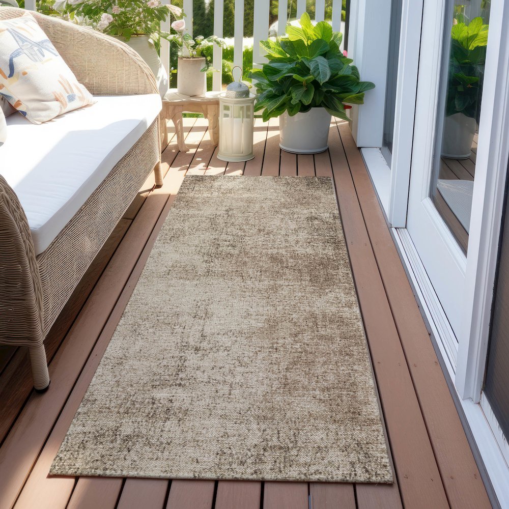 Machine Washable Indoor/Outdoor Chantille Taupe 2'3" x 7'6" Runner Rug