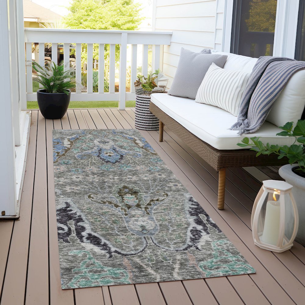 Machine Washable Indoor/Outdoor Chantille Pewter 2'3" x 7'6" Runner Rug