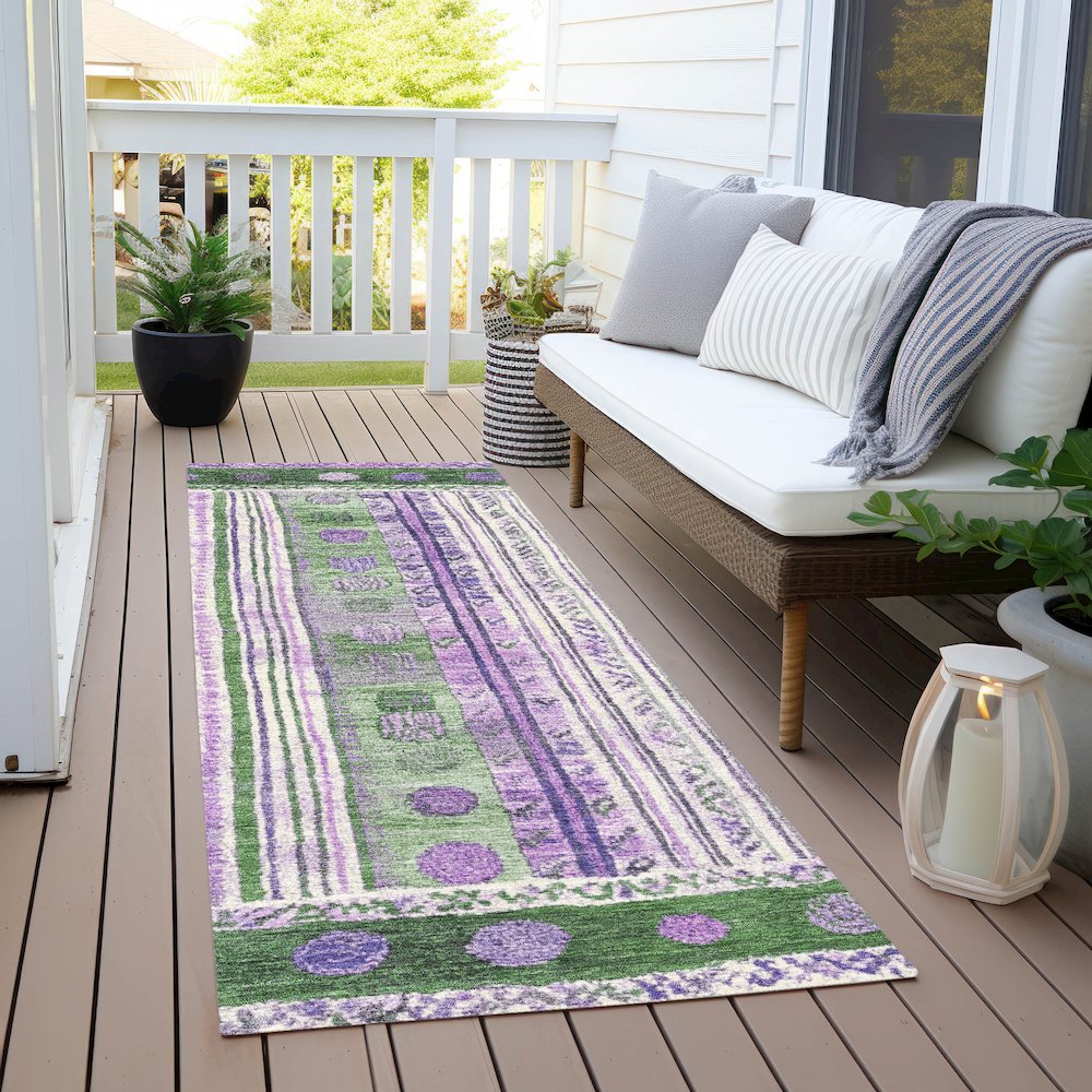 Machine Washable Indoor/Outdoor Chantille Green 2'3" x 7'6" Runner Rug