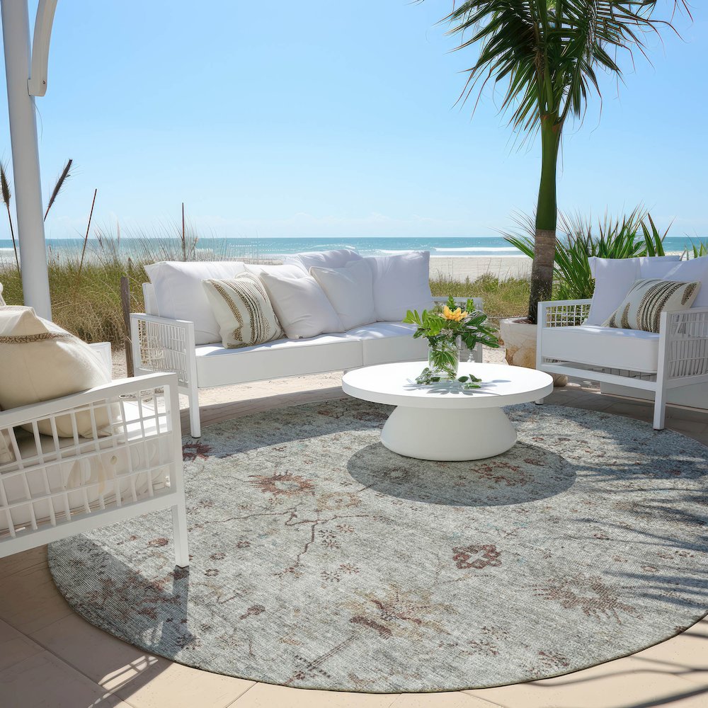 Machine Washable Indoor/Outdoor Chantille Gray 8' x 8' Round Rug