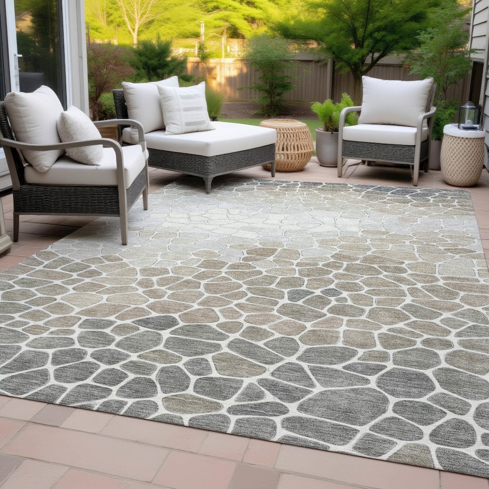 Machine Washable Indoor/Outdoor Chantille ACN2190 Taupe 2'6" x 3'10" Rug