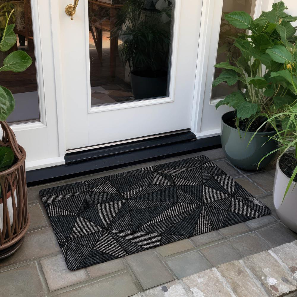 Chantille ACN618 Black 1'8" x 2'6" Rug