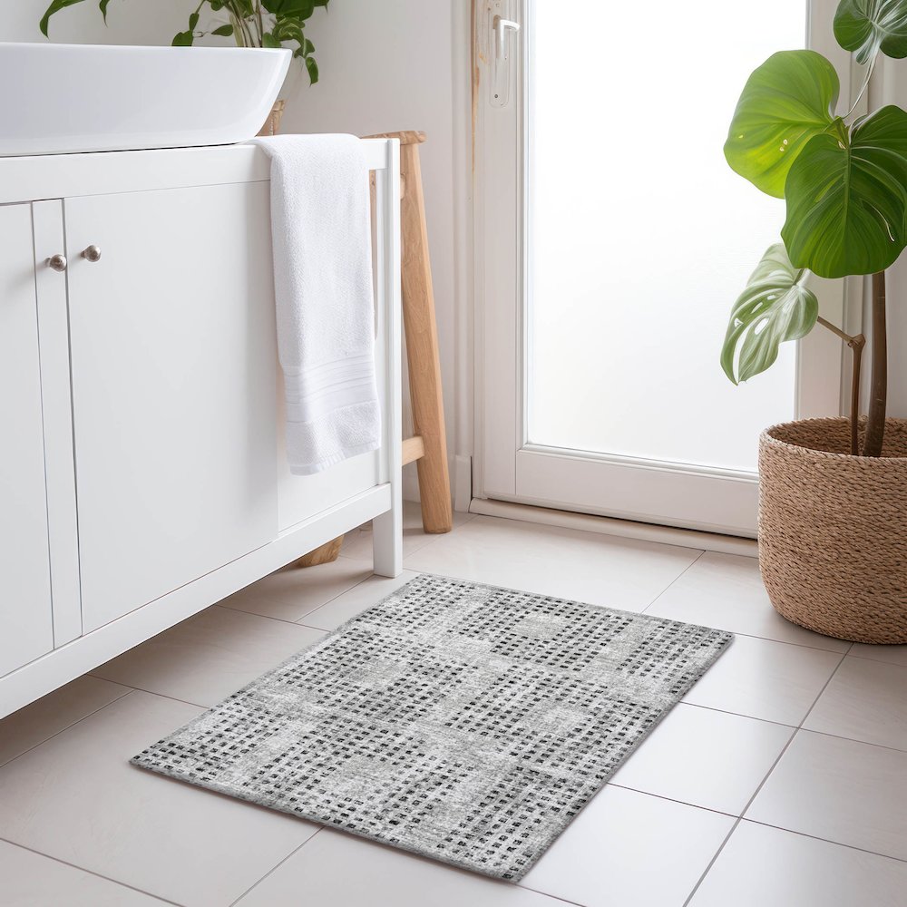 Premium Machine Washable Mayfield Gray 1'8" x 2'6" Rug