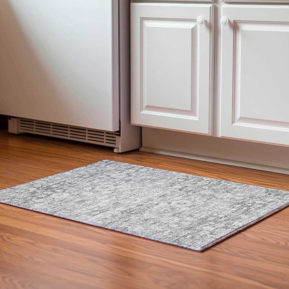 Premium Machine Washable Mayfield Silver 1'8" x 2'6" Rug