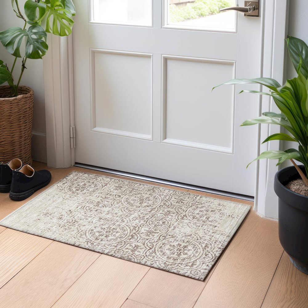 Premium Machine Washable Mayfield AMF758 Taupe 1'8" x 2'6" Rug