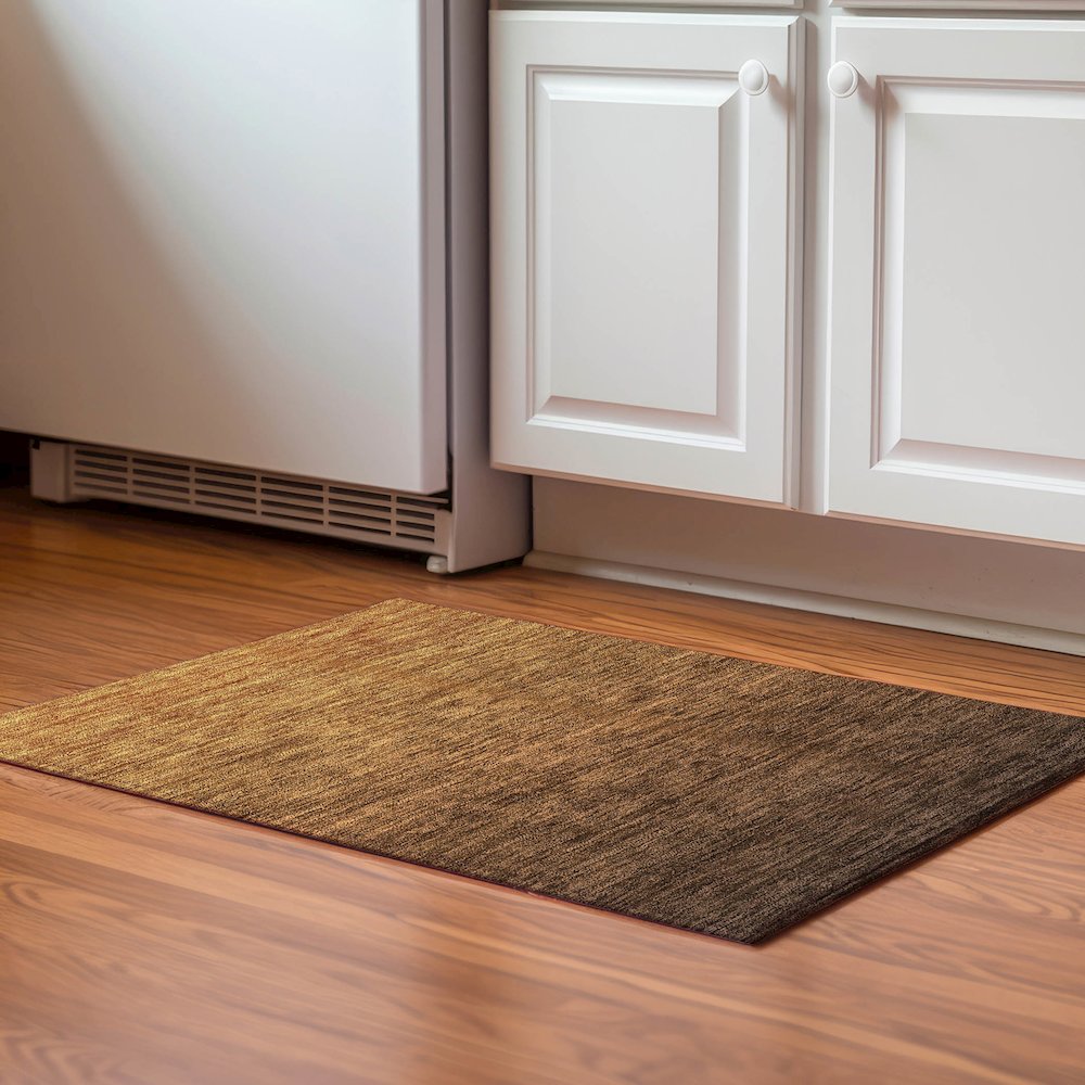 Premium Machine Washable Mayfield AMF833 Chocolate 1'8" x 2'6" Rug