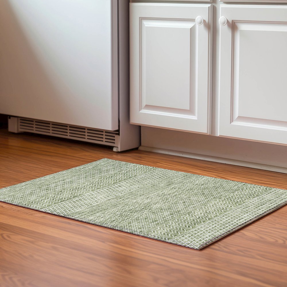 Premium Machine Washable Mayfield AMF939 Green 1'8" x 2'6" Rug