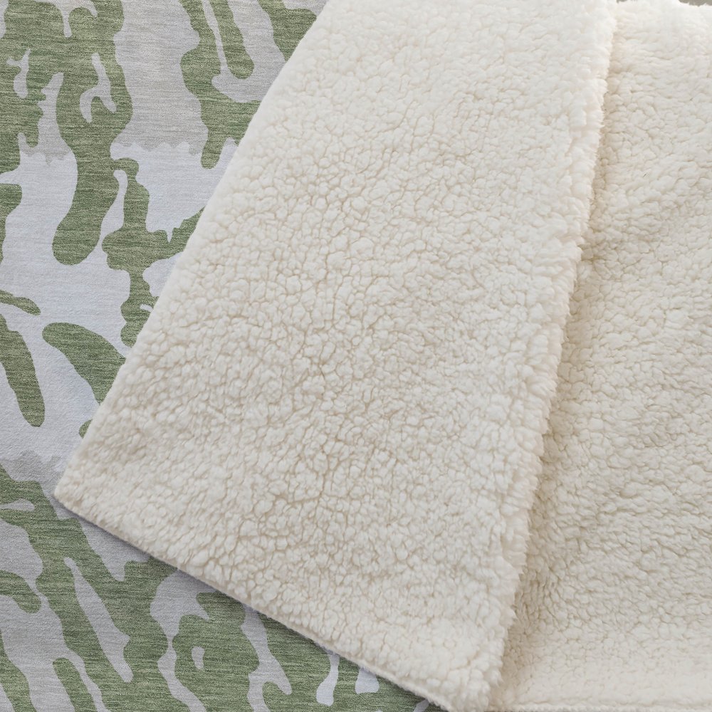 Premium Machine Washable ASB873 Green 50" x 70" Sherpa Throw Blanket