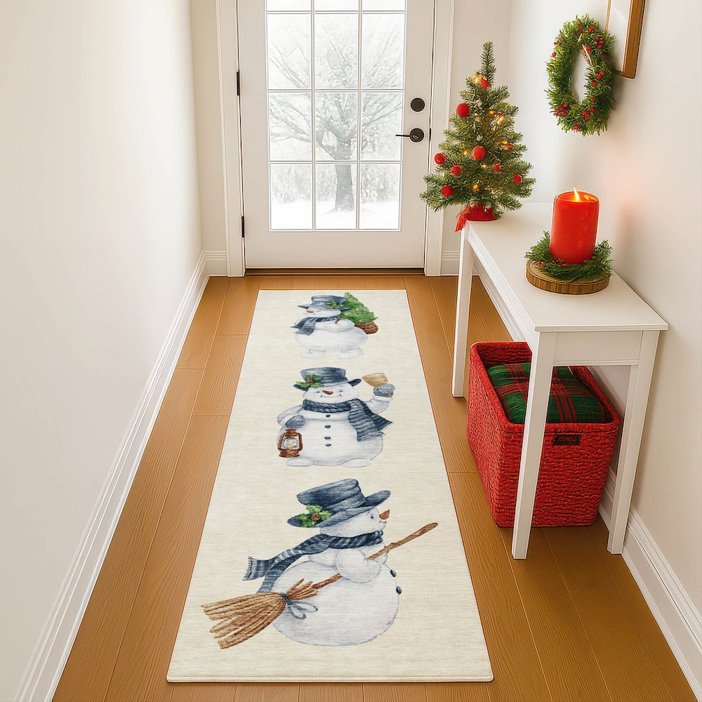 Luxury Washable Indoor/Outdoor Merry & Bright Ivory 2'3" x 7'6" Runner Rug
