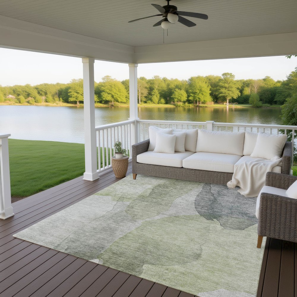 Luxury Washable Indoor/Outdoor Ravenna Fern 2'6" x 3'10" Rug