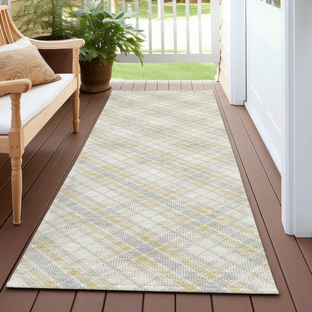 Luxury Washable Indoor/Outdoor Soft Essentials SE3 Gold 2'3" x 7'6" Runner Rug
