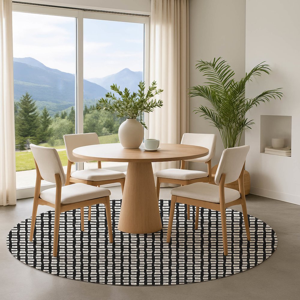 Luxury Washable Indoor/Outdoor The Reserve Black 8' x 8' Round Rug