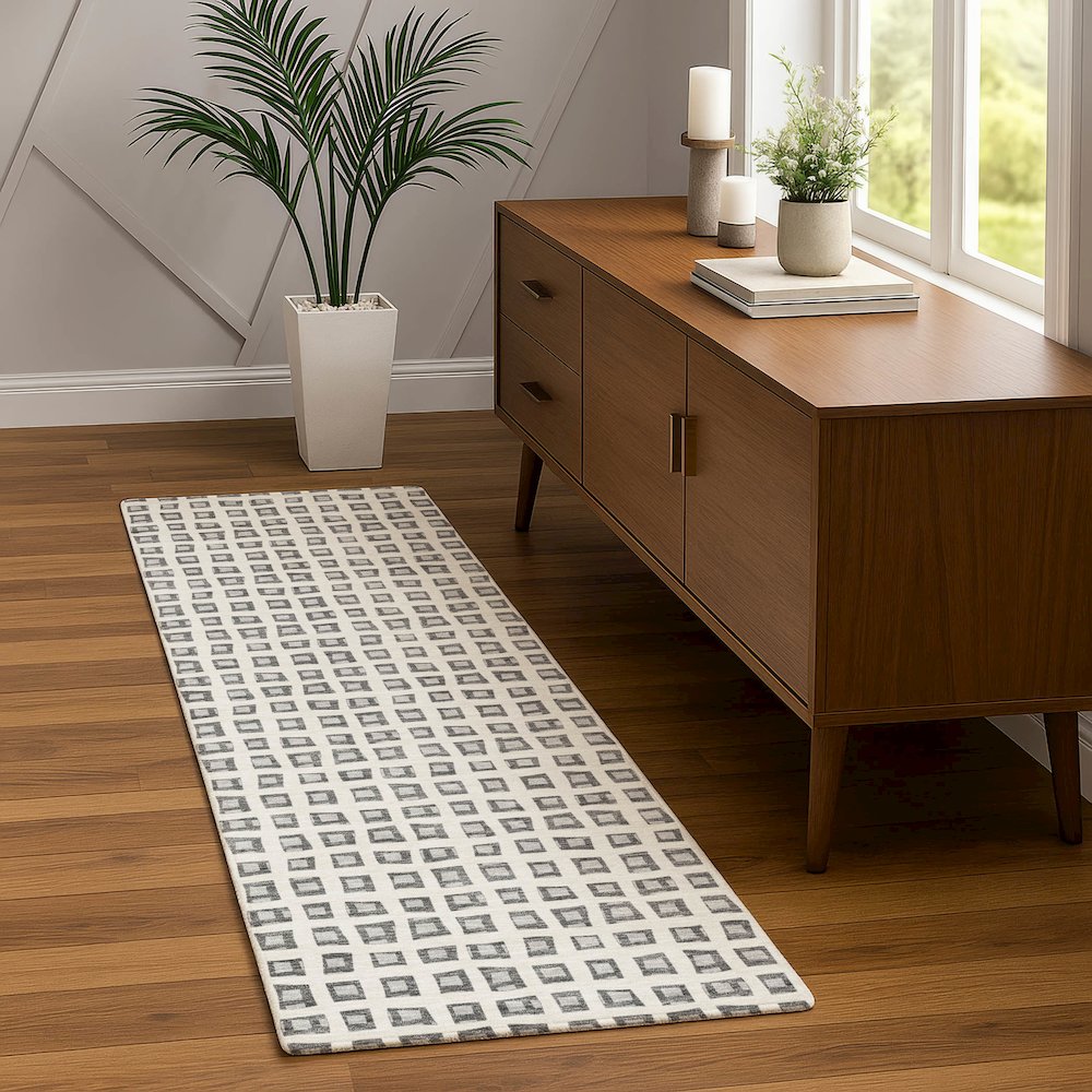 Luxury Washable Indoor/Outdoor The Reserve Gray 2'3" x 7'6" Runner Rug