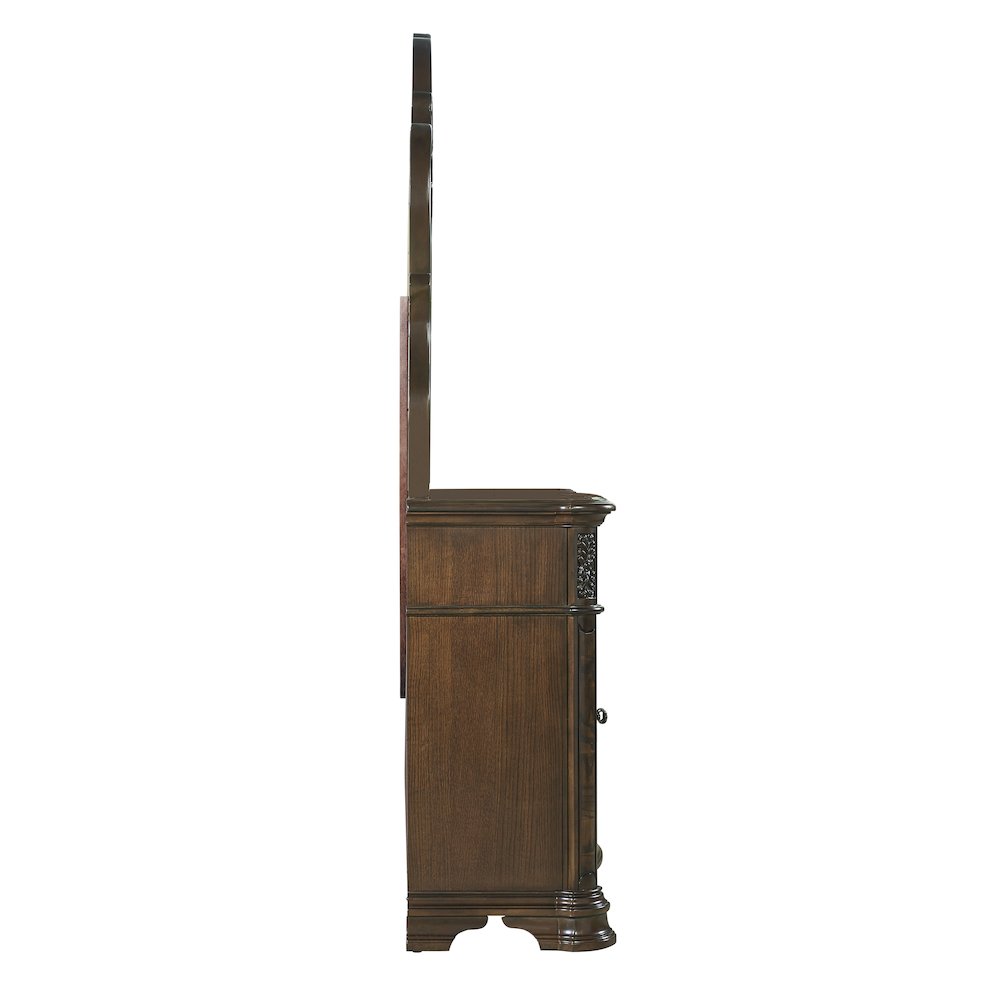 Royale Dresser