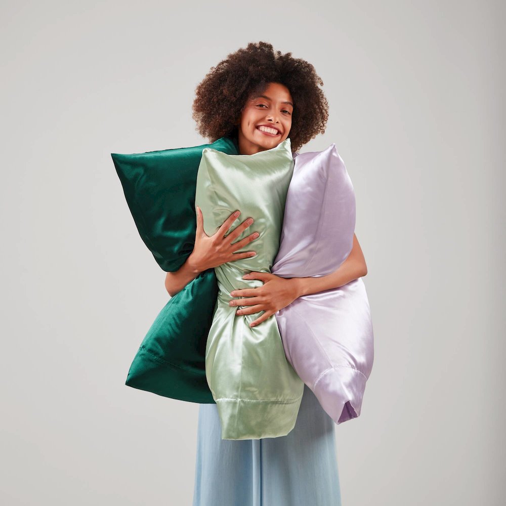 Satin Luxury 2 PC Pillowcases in Champagne