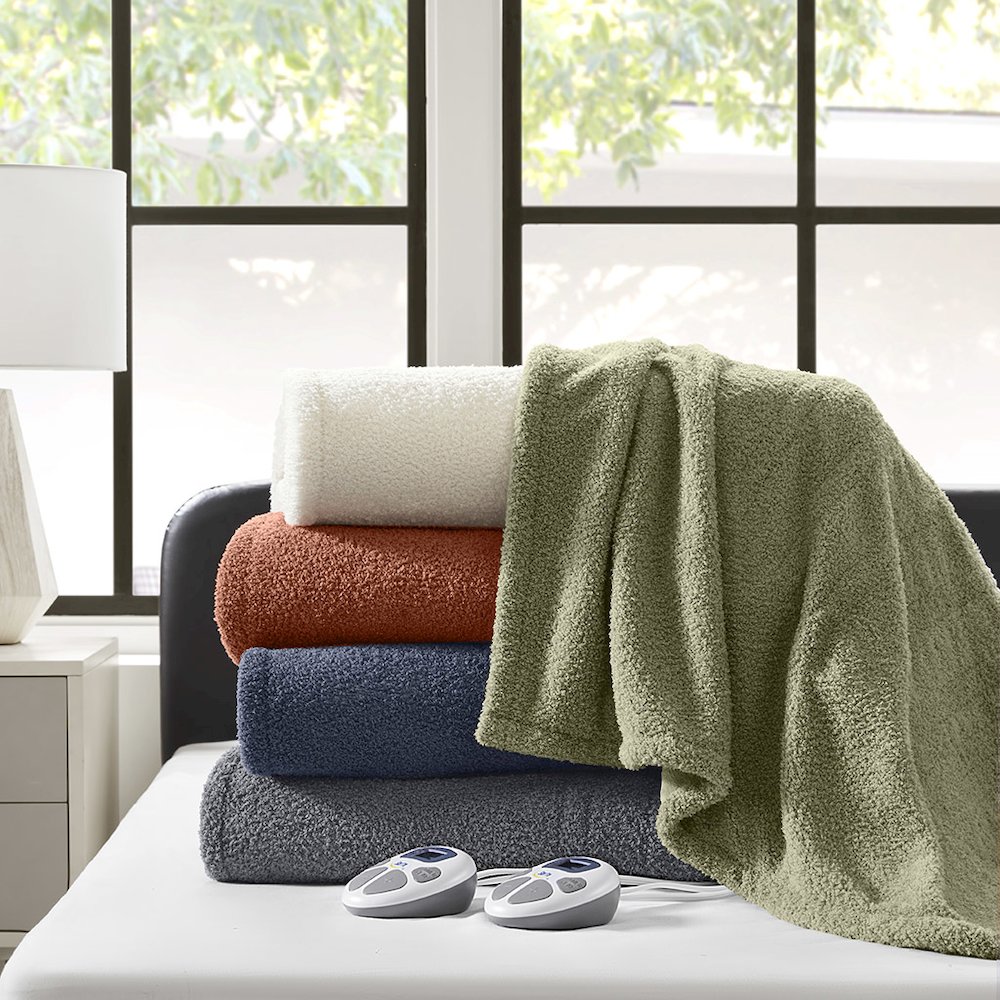 Dream Soft Heated Blanket, Grey color