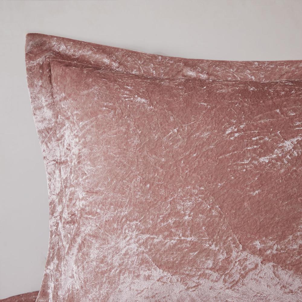 Opulent Blush Velvet Comforter Set, Belen Kox