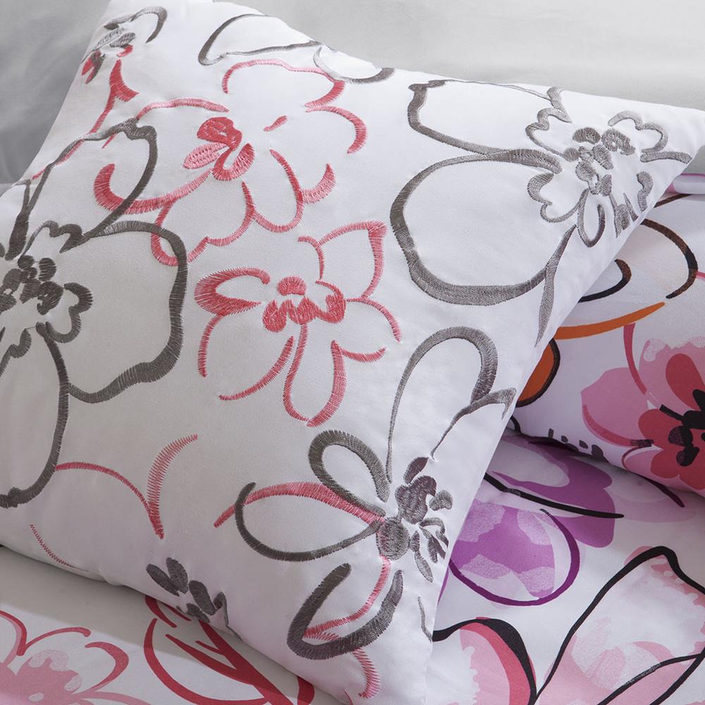 Asymmetrical Floral Print Comforter Set, Belen Kox