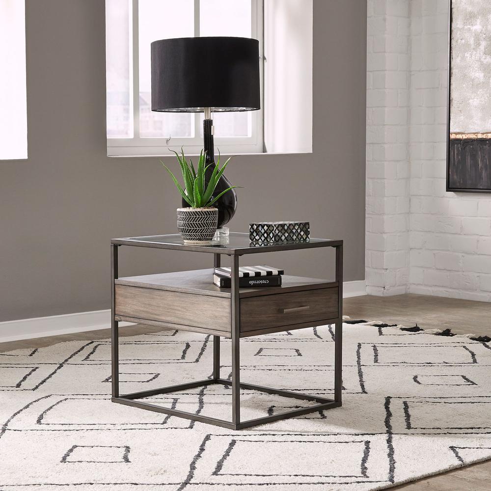 Jamestown End Table in Tobacco