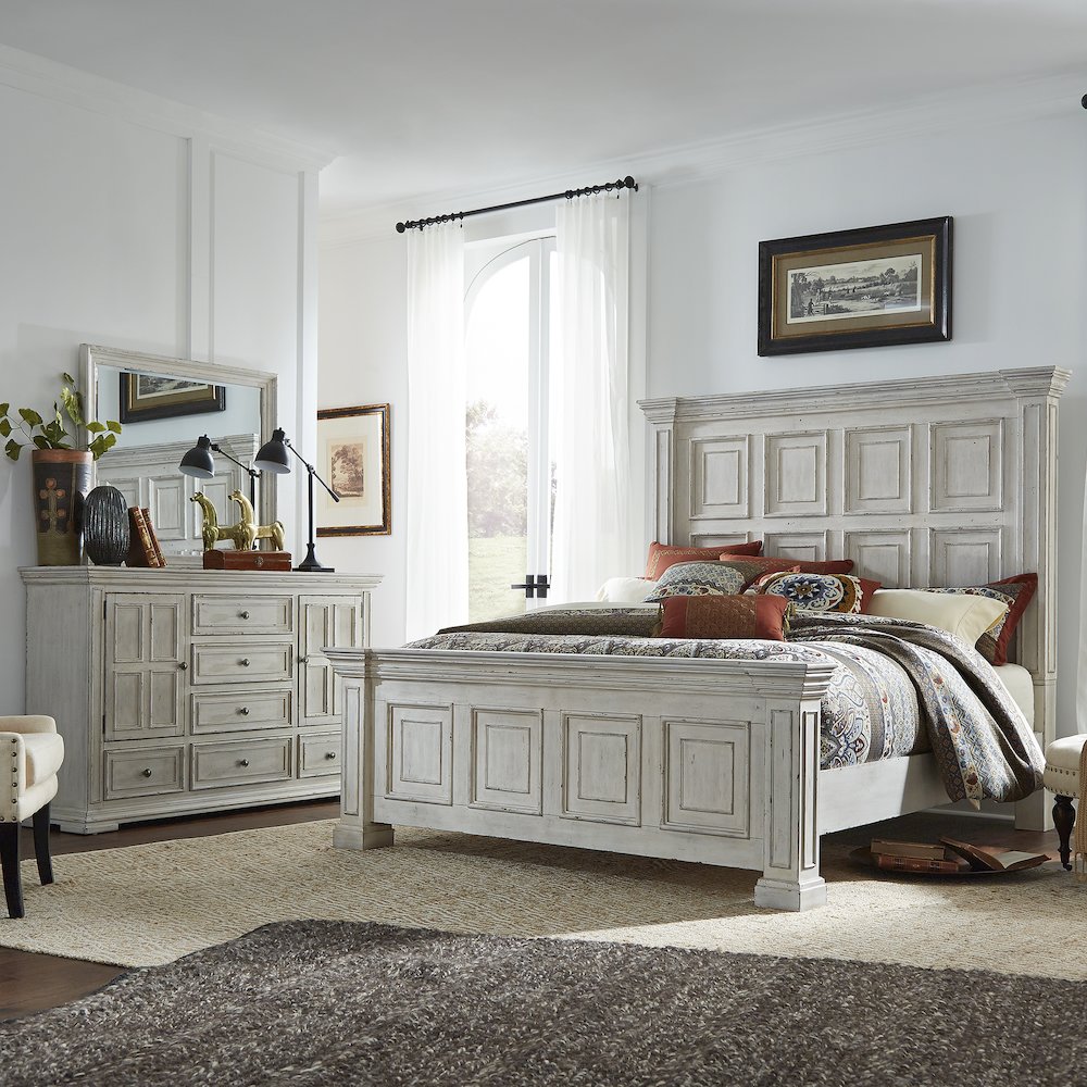 King California Panel Bed, Dresser & Mirror