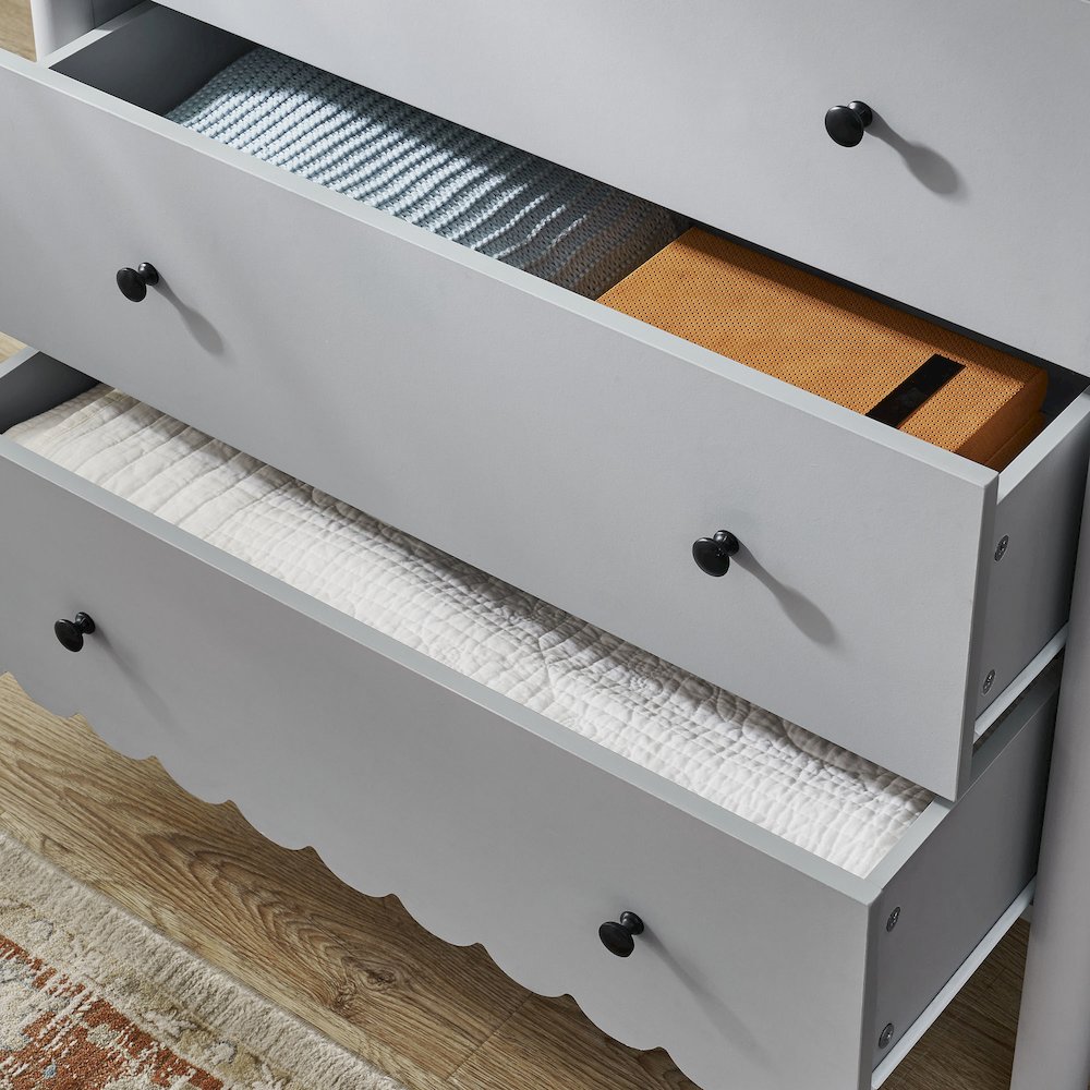 Emmeline Scalloped 5-Drawer Chest