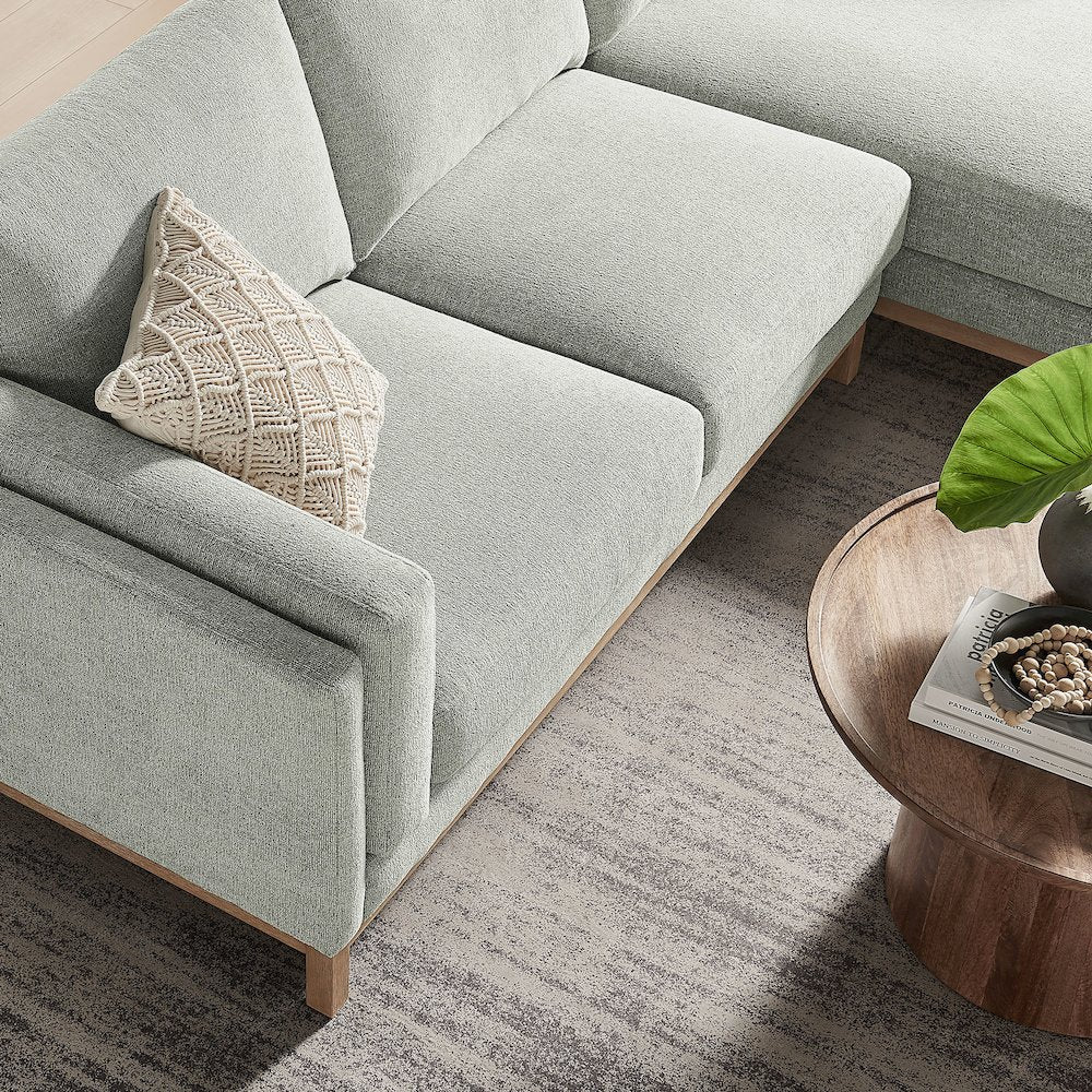 Roscoe Right-Facing Fabric Sectional Sofa with Chaise