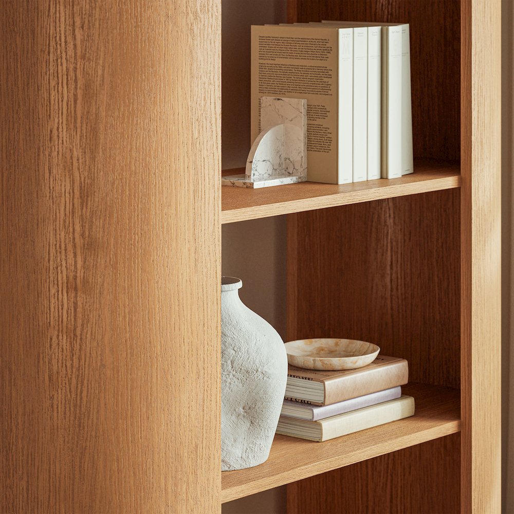 Aspect 74 Inch Curved 4 Tier Bookshelf