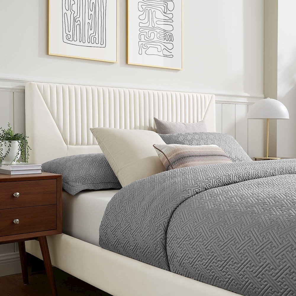 Yasmine Channel Tufted Performance Velvet Full Platform Bed
