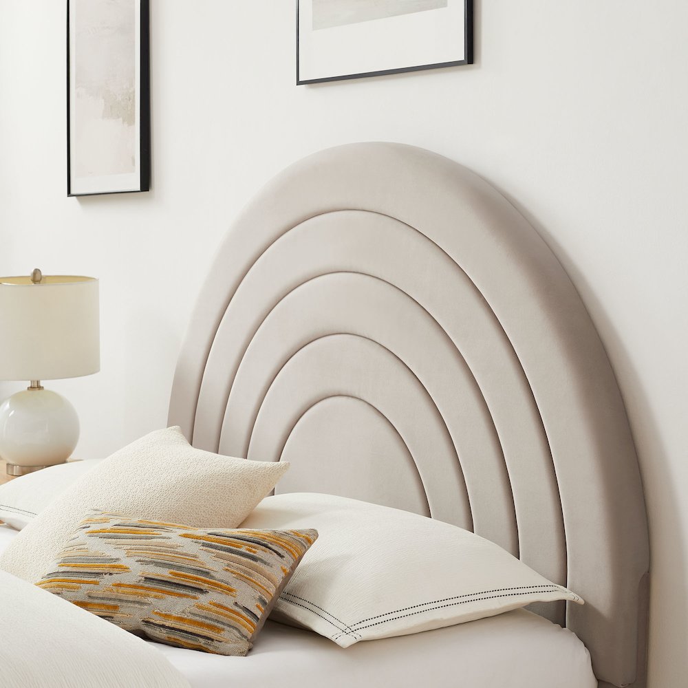 Solana Arched Performance Velvet Queen Platform Bed