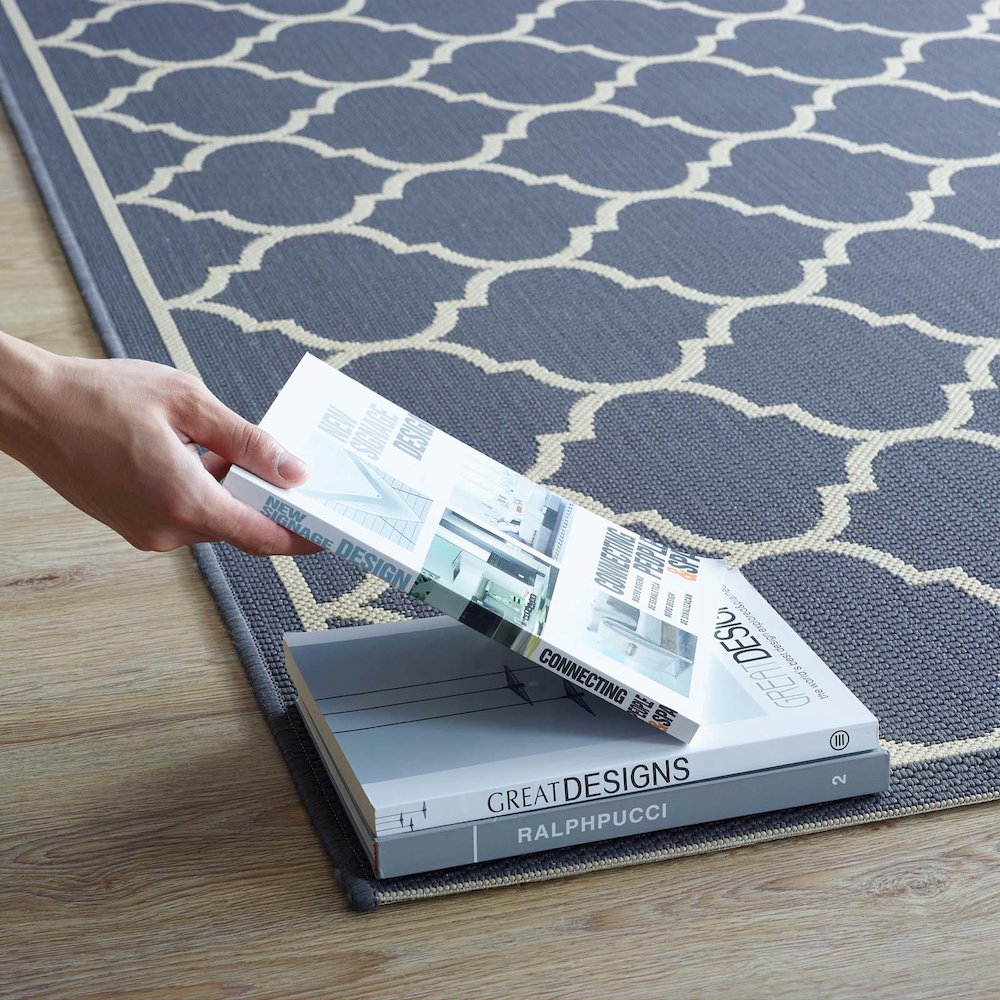 Avena Moroccan Quatrefoil Trellis Indoor and Outdoor 8x10 Area Rug