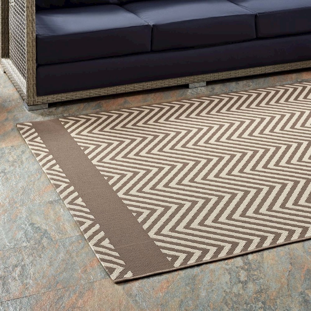 Optica Chevron With End Borders Indoor and Outdoor 5x8 Area Rug