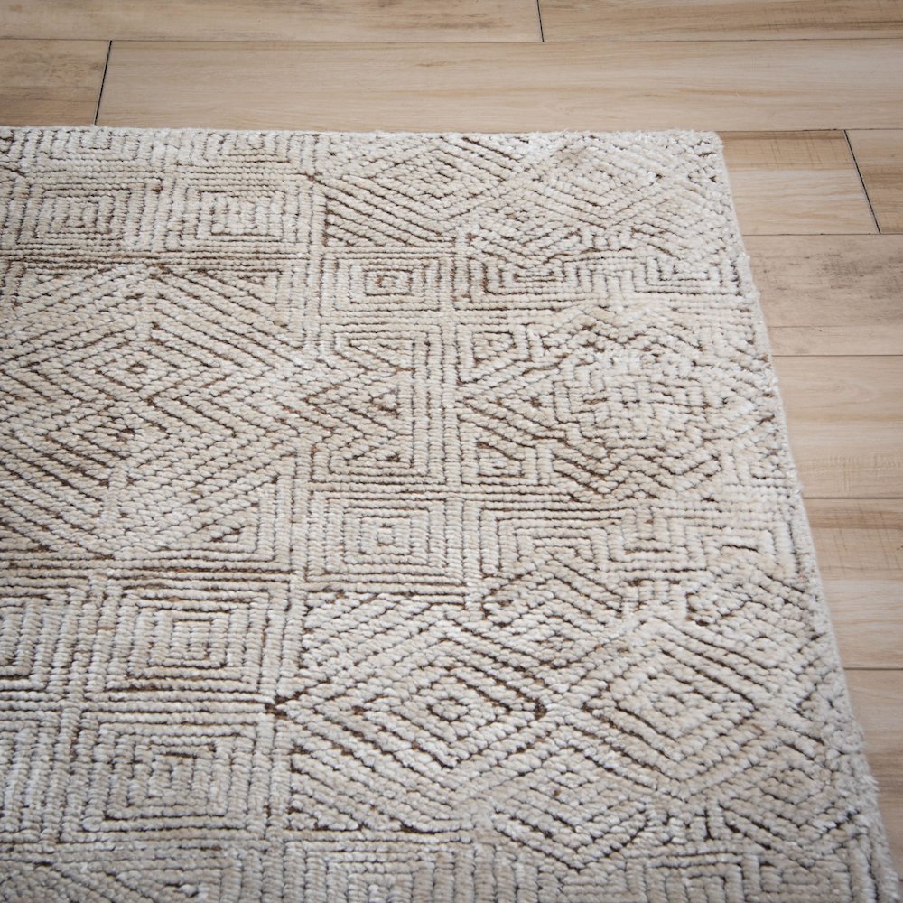 8' x 10' Cut Pile Hand Knotted Rug