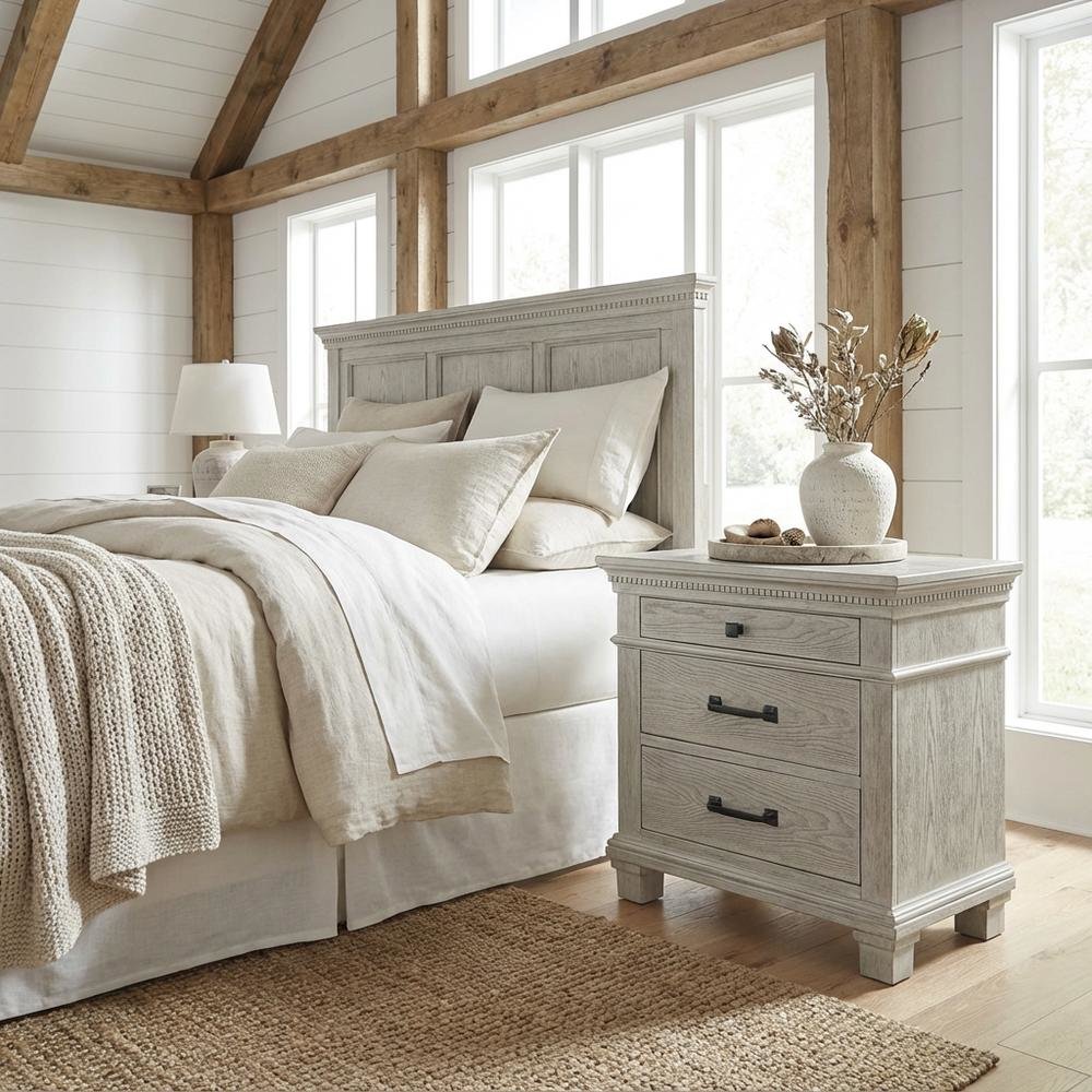 Gray Wood Nightstand with 3 Drawers and Modern Design for Bedroom Storage