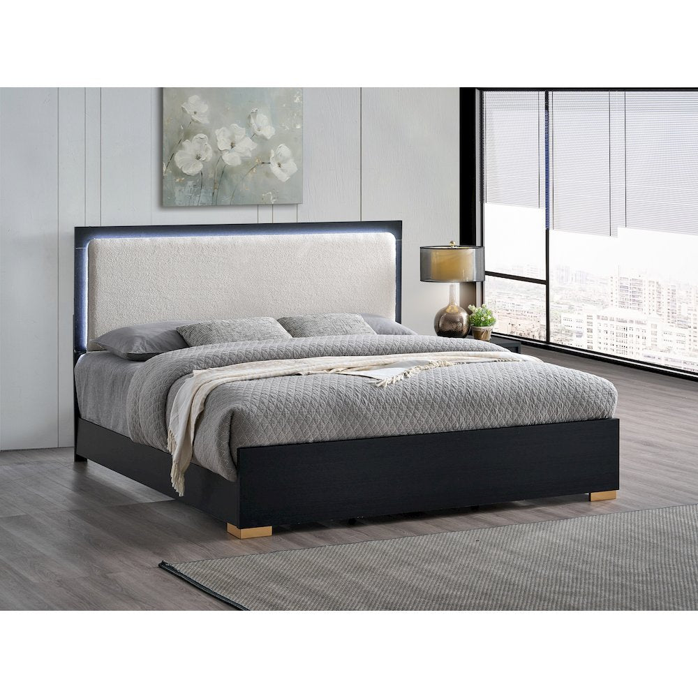 Glory Furniture Steeler King Bed, Black/Gold