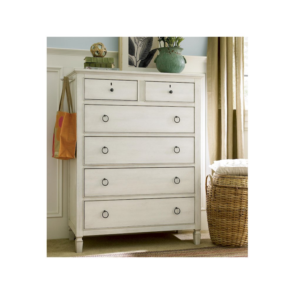 Drawer Chest In Cotton Color