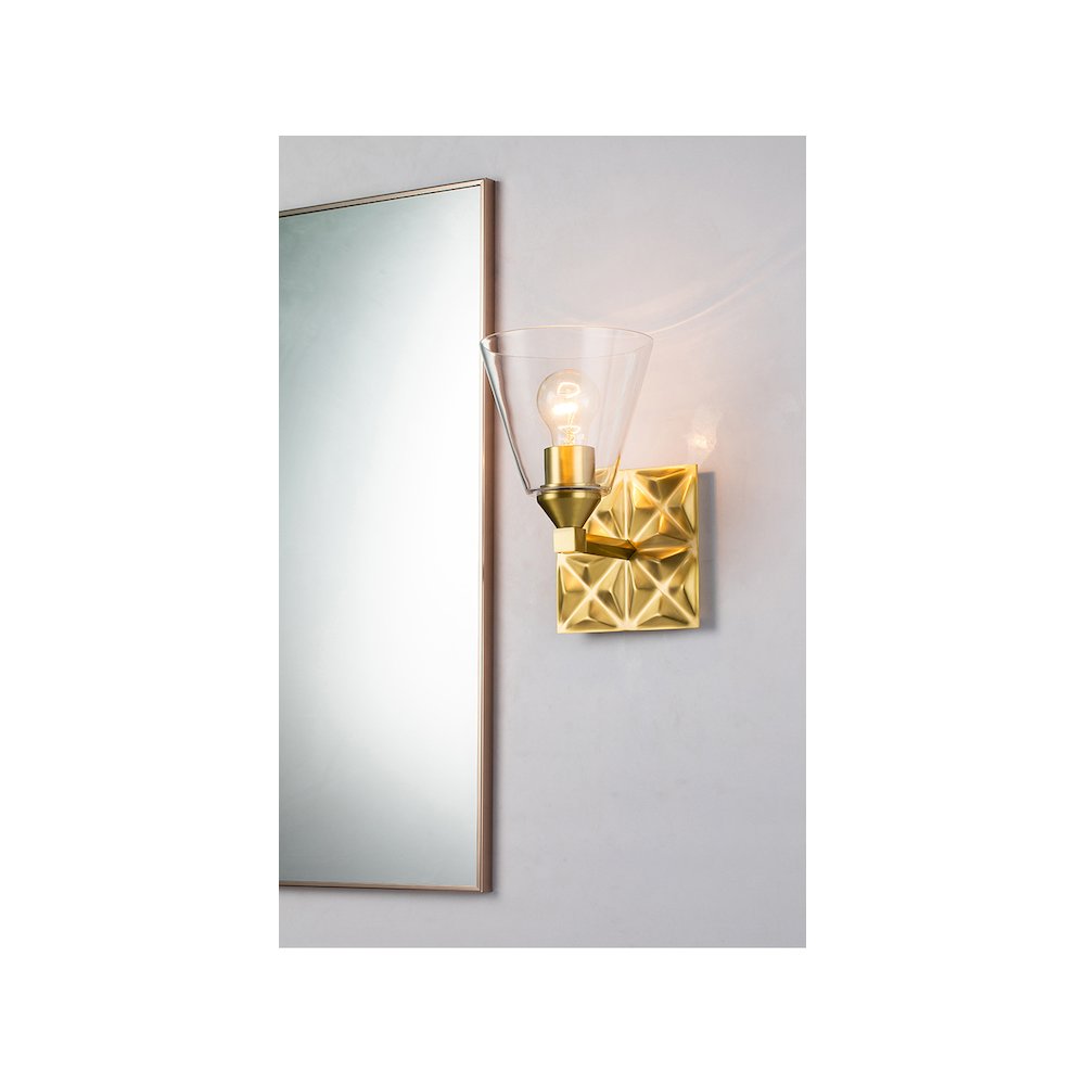 Alpha 1 Light Wall Sconce With Glass in Aged Gold Brass