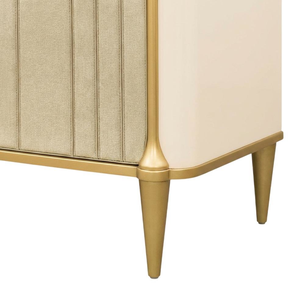 Scotts Square Sideboard with Wall Mirror - Light Champagne
