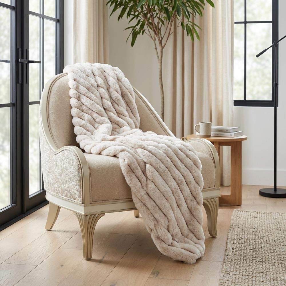 Sable 52"x72" Throw - Almond