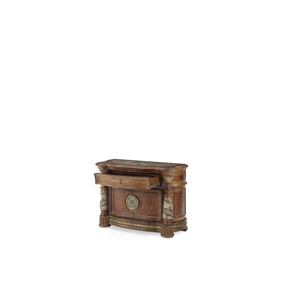 Villa Valencia Bachelor's Chest - Classic Chestnut