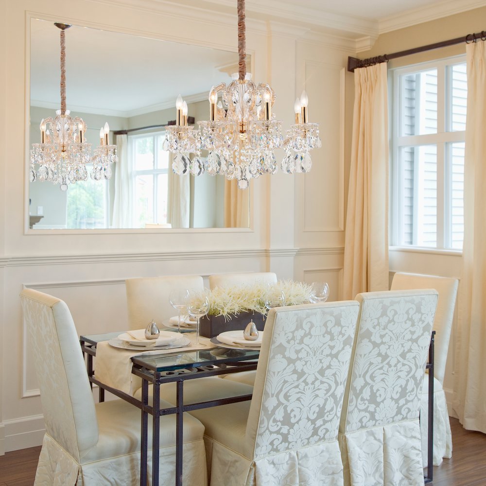 Portola 8-Light Traditional Crystal Chandelier - Gold