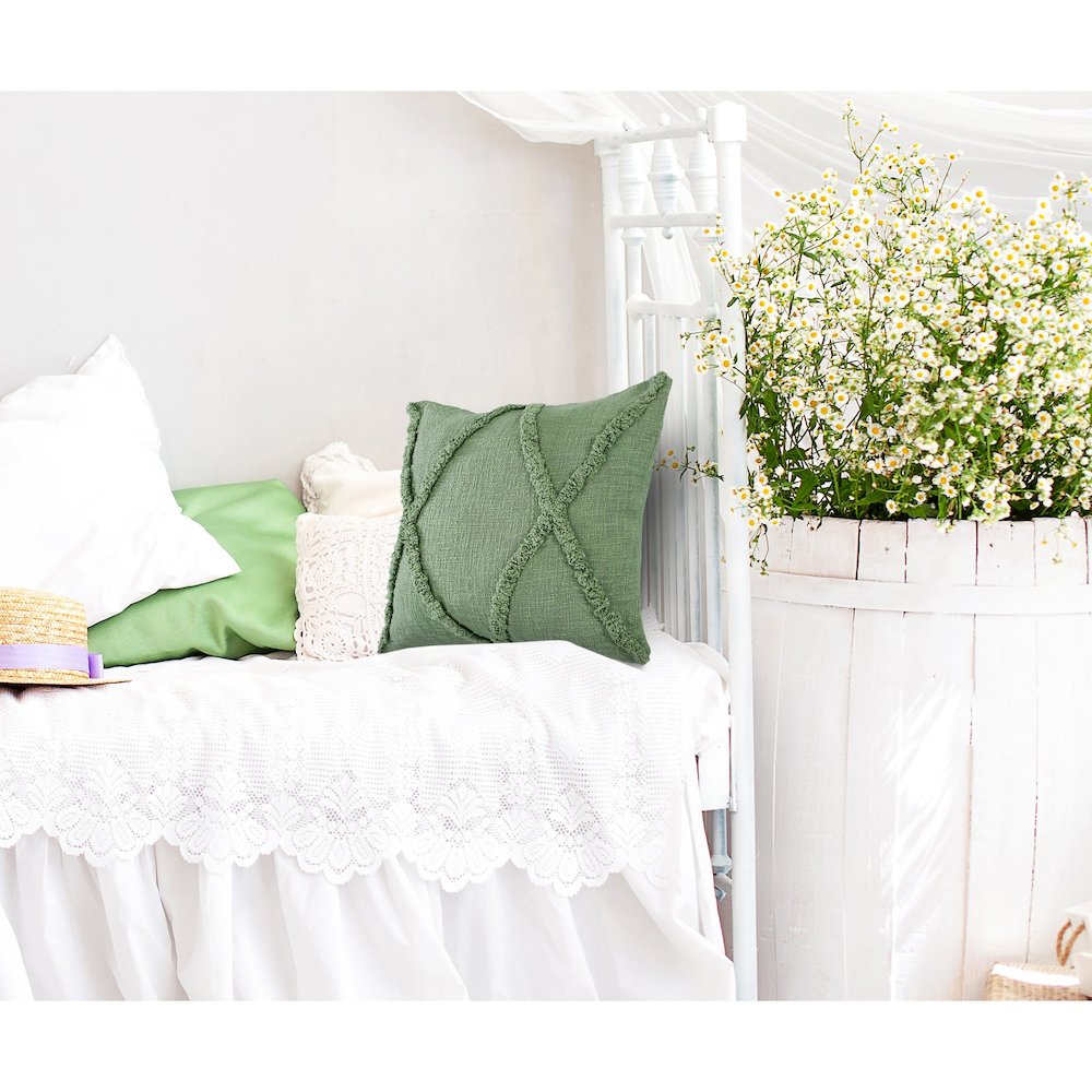 Ox Bay Hand-Woven Green Diamond All-Natural Cotton Pillow Cover