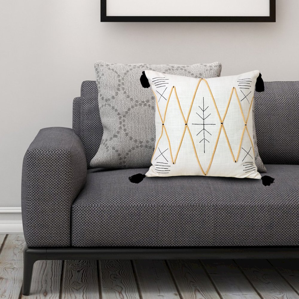 Ox Bay Hand-Woven White/Black Geometric All-Natural Cotton Pillow Cover